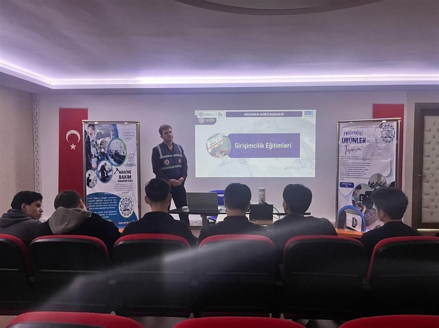 İbrahim Nuh Paksu Mesleki ve Teknik Anadolu Lisesi Öğrencilerine Girişimcilik Eğitimi Verildi